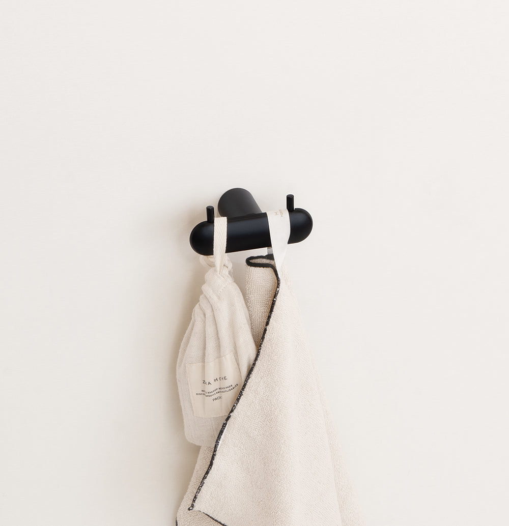 Double Hook – Corona – Matt Black