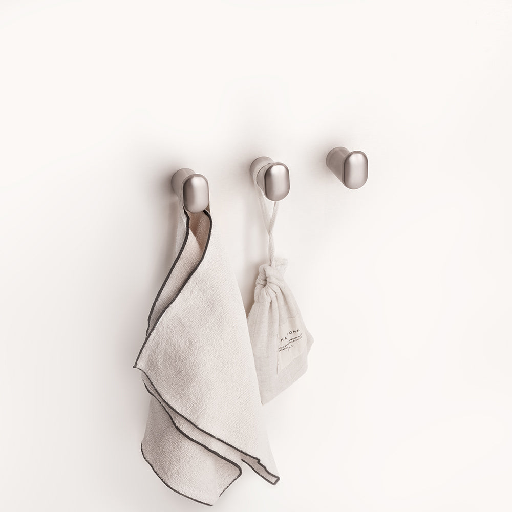 Single Hook – Corona – Brushed Stainless Steel