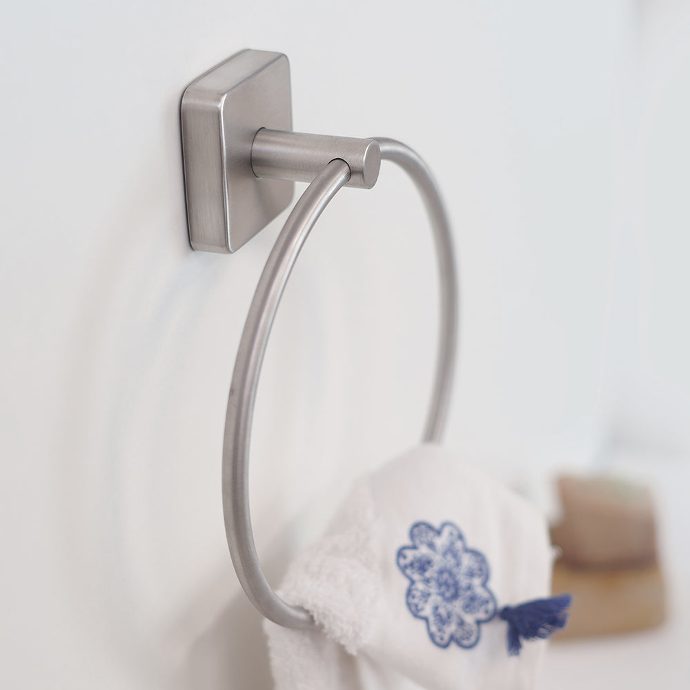 Towel Ring - Circle – QUATTRO – Brushed Stainless Steel — interior view