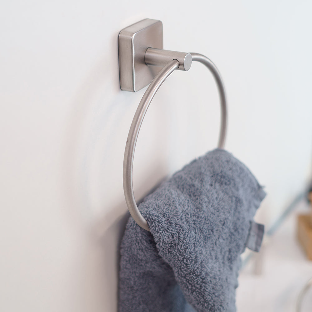 Towel Ring - Circle – QUATTRO – Brushed Stainless Steel — interior view