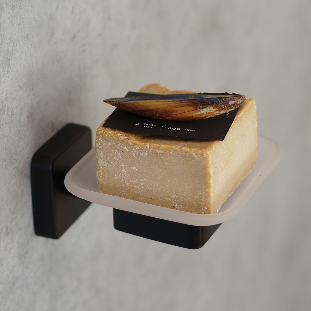Soap Dish – QUATTRO – Matt Black — interior view