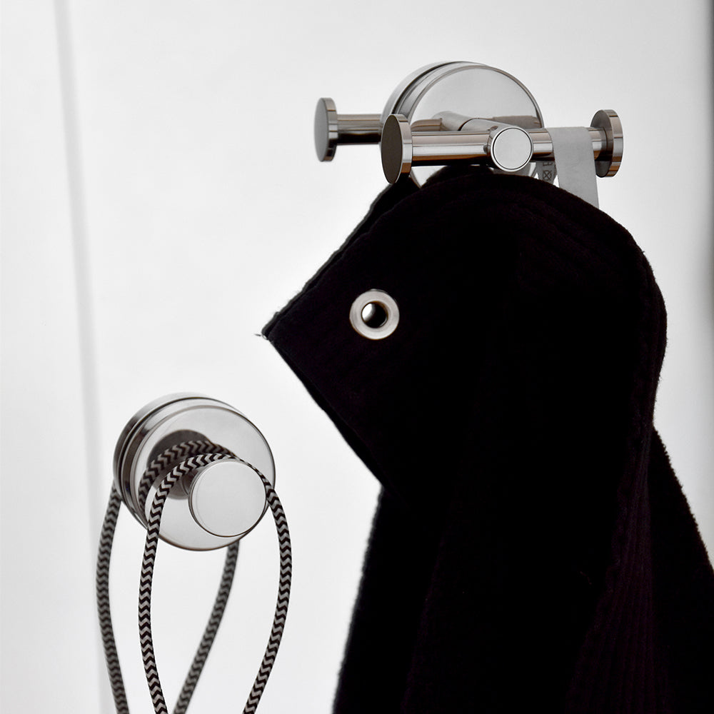 Single Hook – UNO – Polished Stainless Steel — interior view